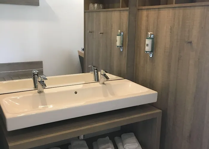 Des Pilotes 3* Le Vigeant