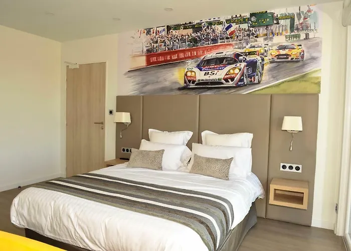 Des Pilotes Hotel 3*